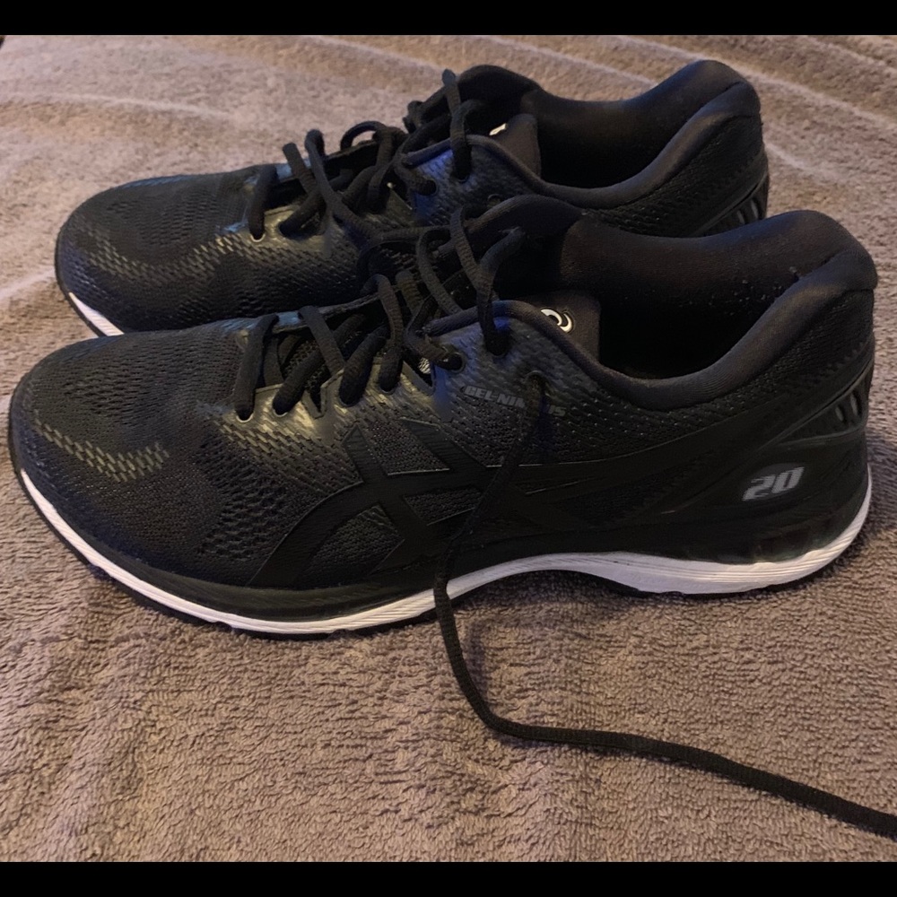 Excellent Condition Only Worn A Few Times. - image 5